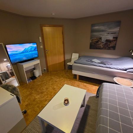 Hostel Rom Sentralt I Sogndal Exteriér fotografie