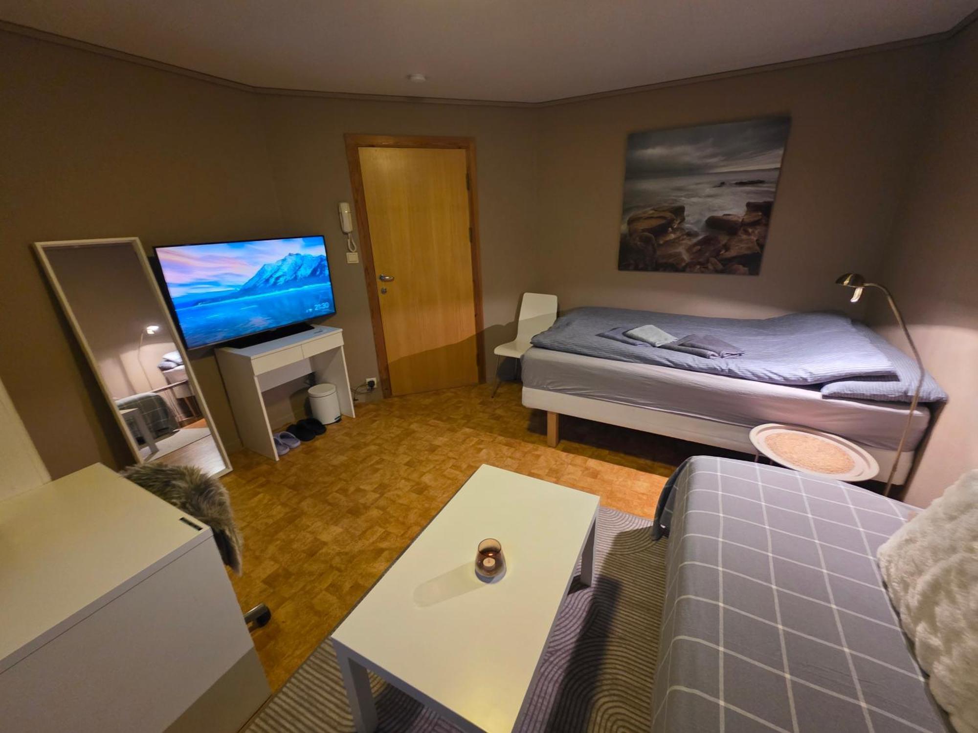 Hostel Rom Sentralt I Sogndal Exteriér fotografie